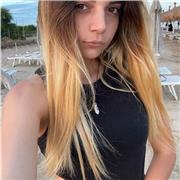 Diplomata istituto tecnico turistico offre ripetizioni spagnolo